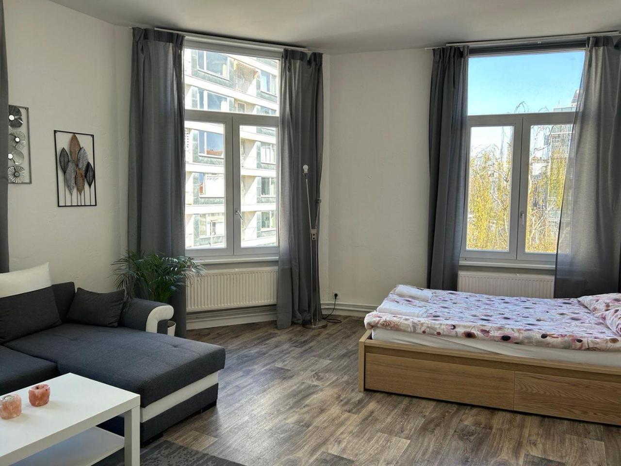 Spacious Antwerp Exterior photo